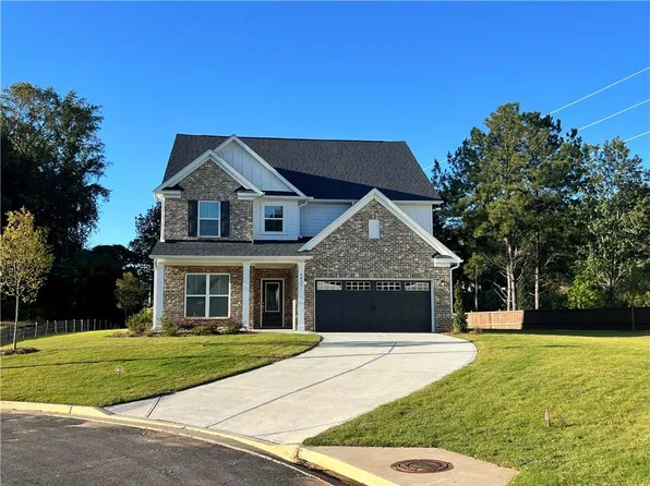 4835 Rosarian Dr, Cumming, GA 30040