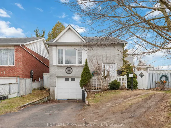 839 Mountain Ash Rd, Peterborough, ON K9J 8K2