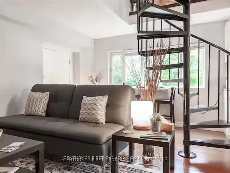 705 Conservation Dr #B — Photo 3