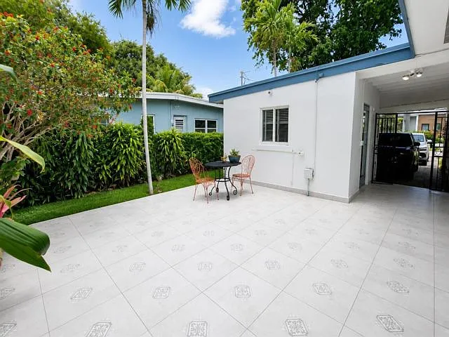 2130 NE 191st Dr — Photo 11