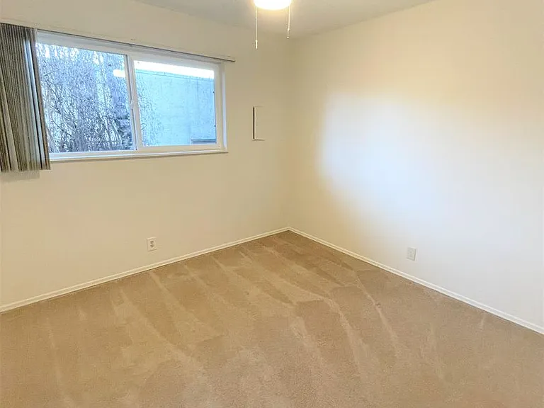 1815 NE 15th Ave — Photo 11