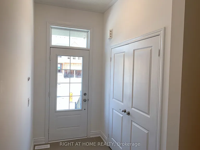 9 Mackenzie St — Photo 13
