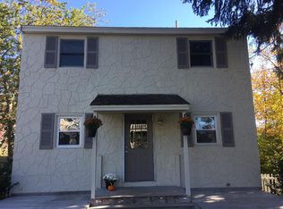 25 Glen Rd, Hampton, NH 03842