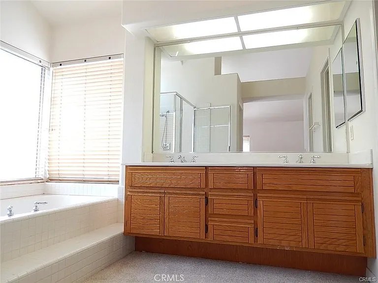 13311 Saratoga Dr — Photo 13