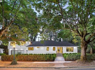 1810 SE Exeter Dr, Portland, OR 97202