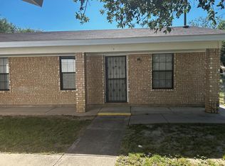 942 Colorado St, Eagle Pass, TX 78852