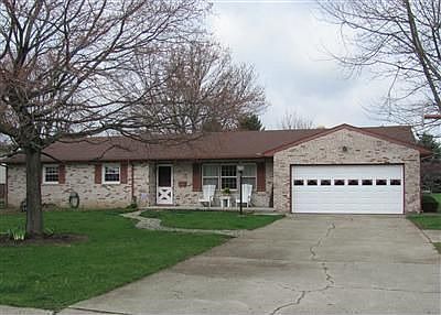 1st image of 204 E Maple Ave