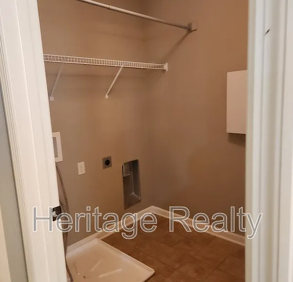 6515 Airtree Ln — Photo 5