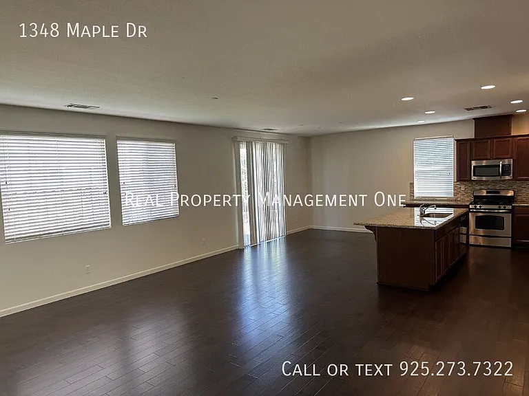1348 Maple Dr — Photo 6