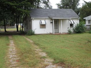 725 N Front St, Salina, KS 67401