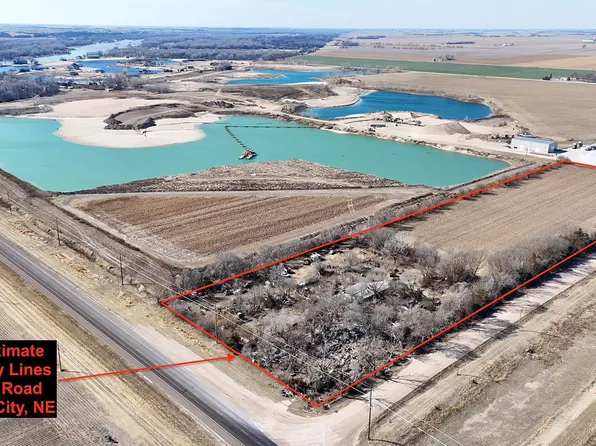 1598 L Rd, Central City, NE 68826