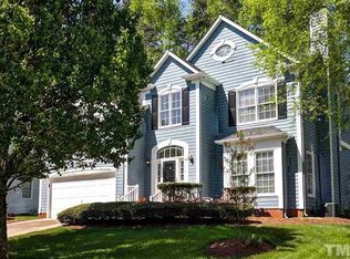 205 Fincastle Dr, Raleigh, NC 27607