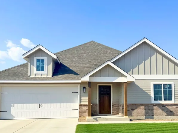 4705 Enclave Dr, Sanger, TX 76266
