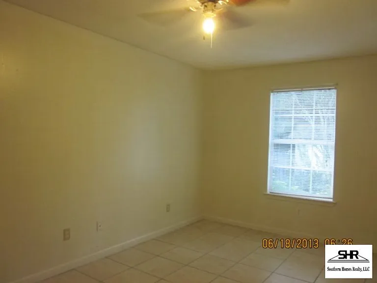 3428 Riverside Dr — Photo 6
