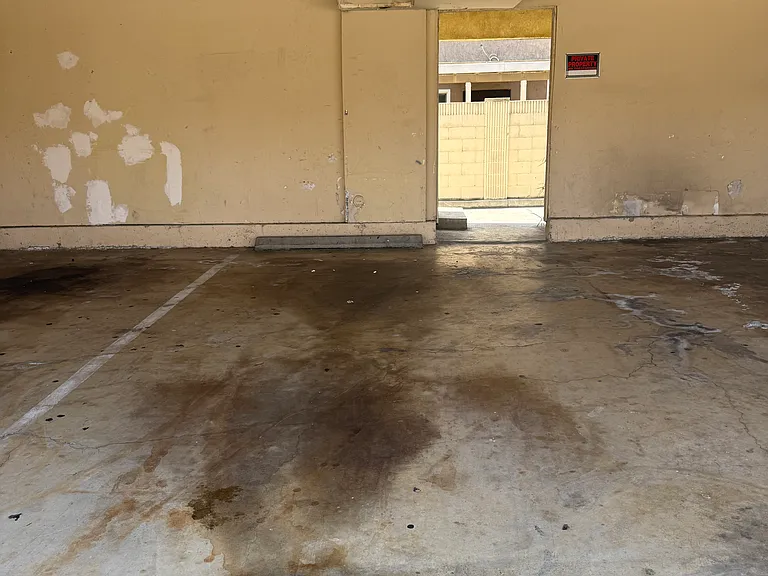 1 spot car-port parking