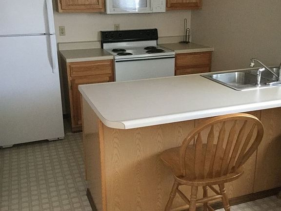 5th image of 810 Wildwood Dr APT 47