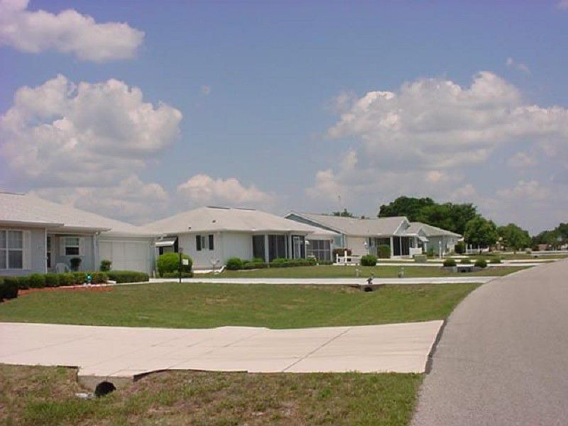 2nd image of 6523 SW 85th St