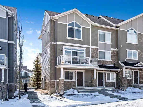 1617 N Symons Valley Pkwy NW, Calgary, AB T3P 0R9