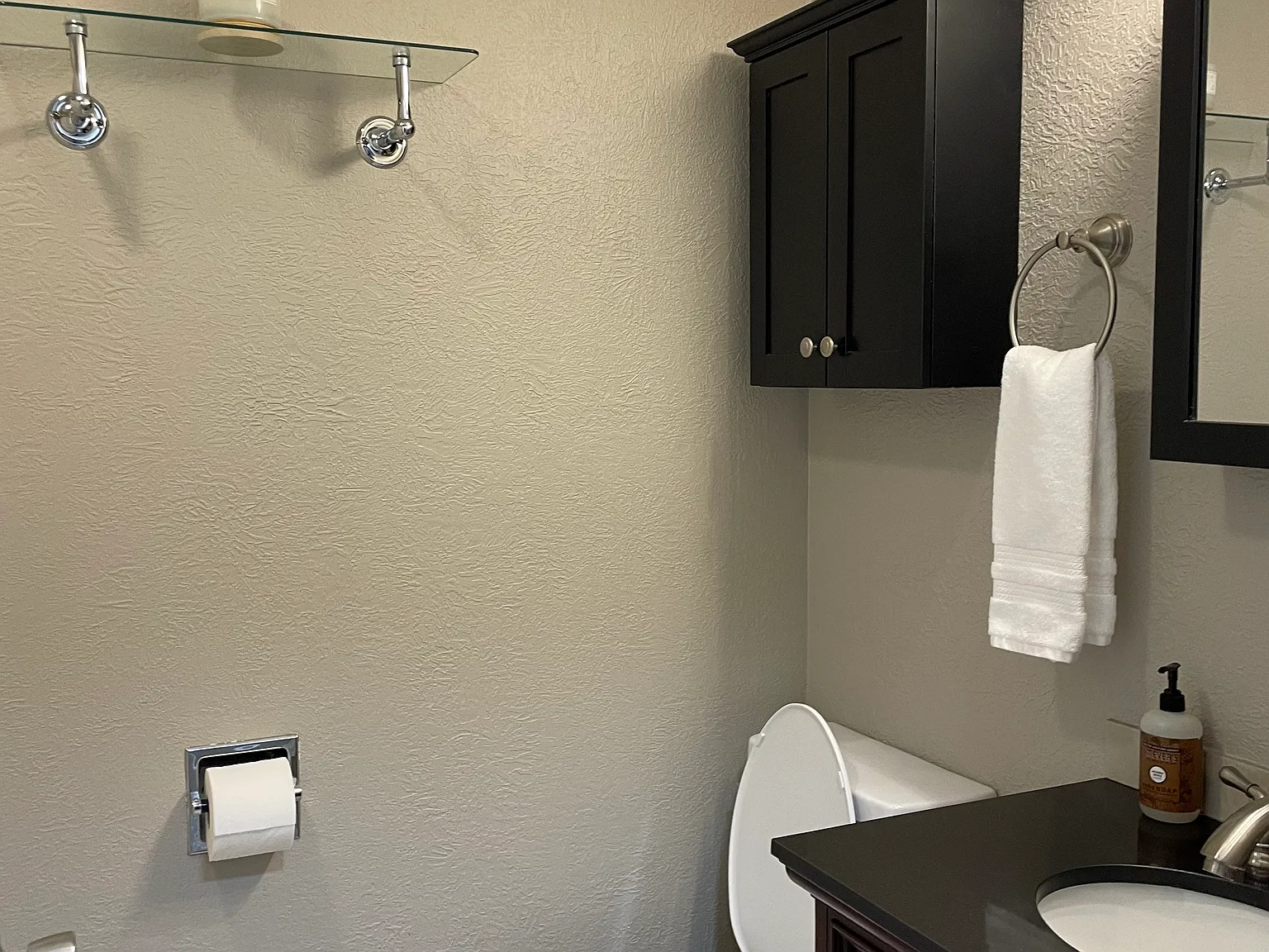 3 bed, 960 sqft, $1,800 — Photo 4