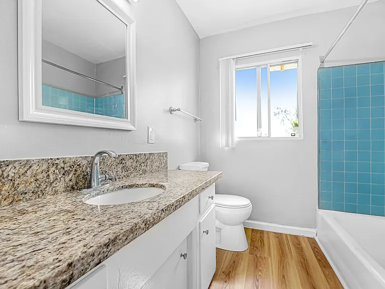 1 Bedroom 1 Bathroom- South Pasadena — Photo 2