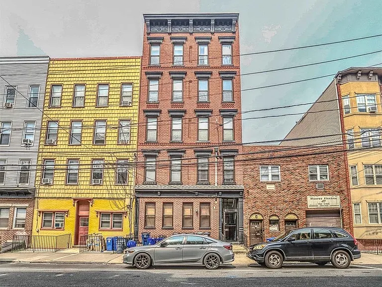 314 Monroe St #8 — Photo 15