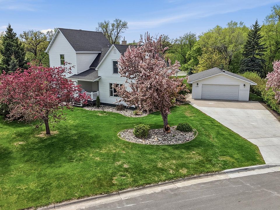 1st image of 1323 S River Dr