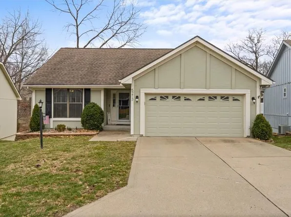 5213 NW 84th Pl, Kansas City, MO 64154