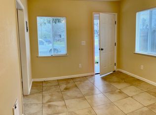 1402 Earl St APT 4, Calistoga, CA