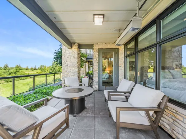 4977 Springs Blvd #105, Delta, BC V4M 0C1