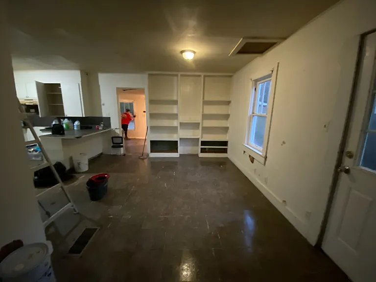 904 Eastland Ave — Photo 10