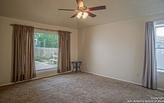 2nd image of 2704 Kingsland Cir