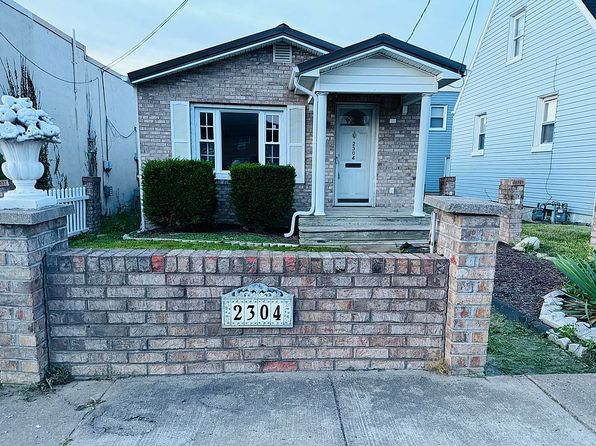 2304 Charles Ave
