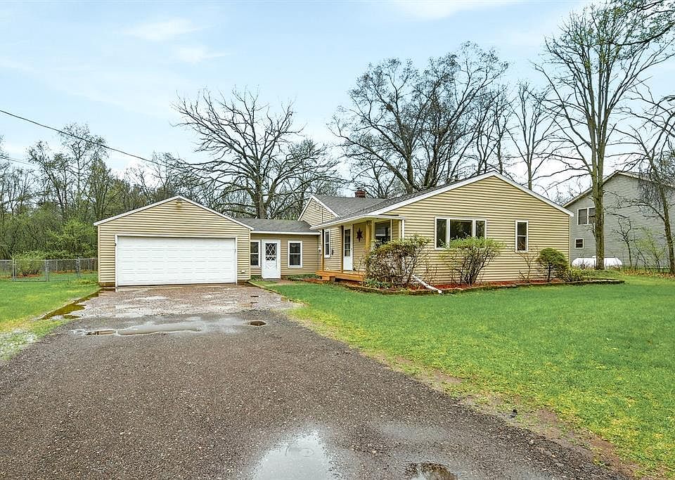1st image of 1213 Ervin Road