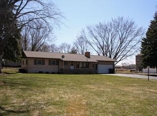 38009 87th St, Burlington, WI 53105