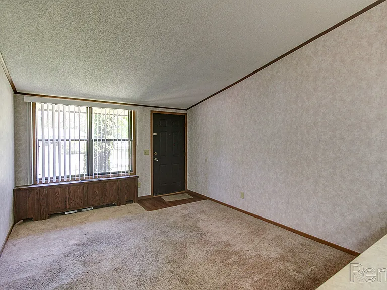 Heritage Apartments — Photo 7