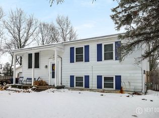 4150 Litchfield Dr, Dorr, MI 49323