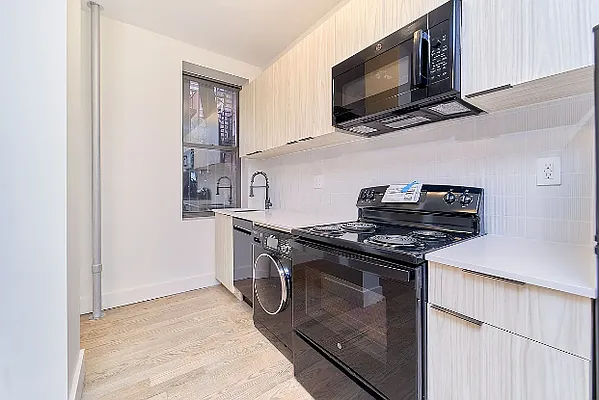 Rented by Living New York | media 21