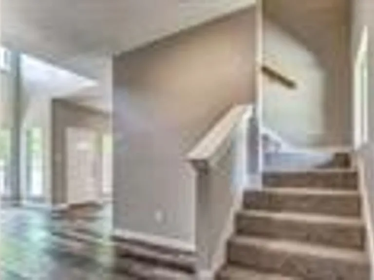 3258 Wexford Dr — Photo 25