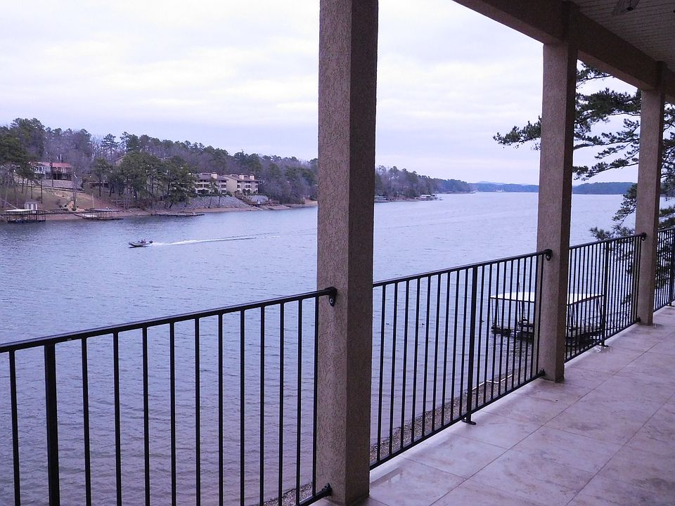 1st image of 225 Lookout Pt APT F4