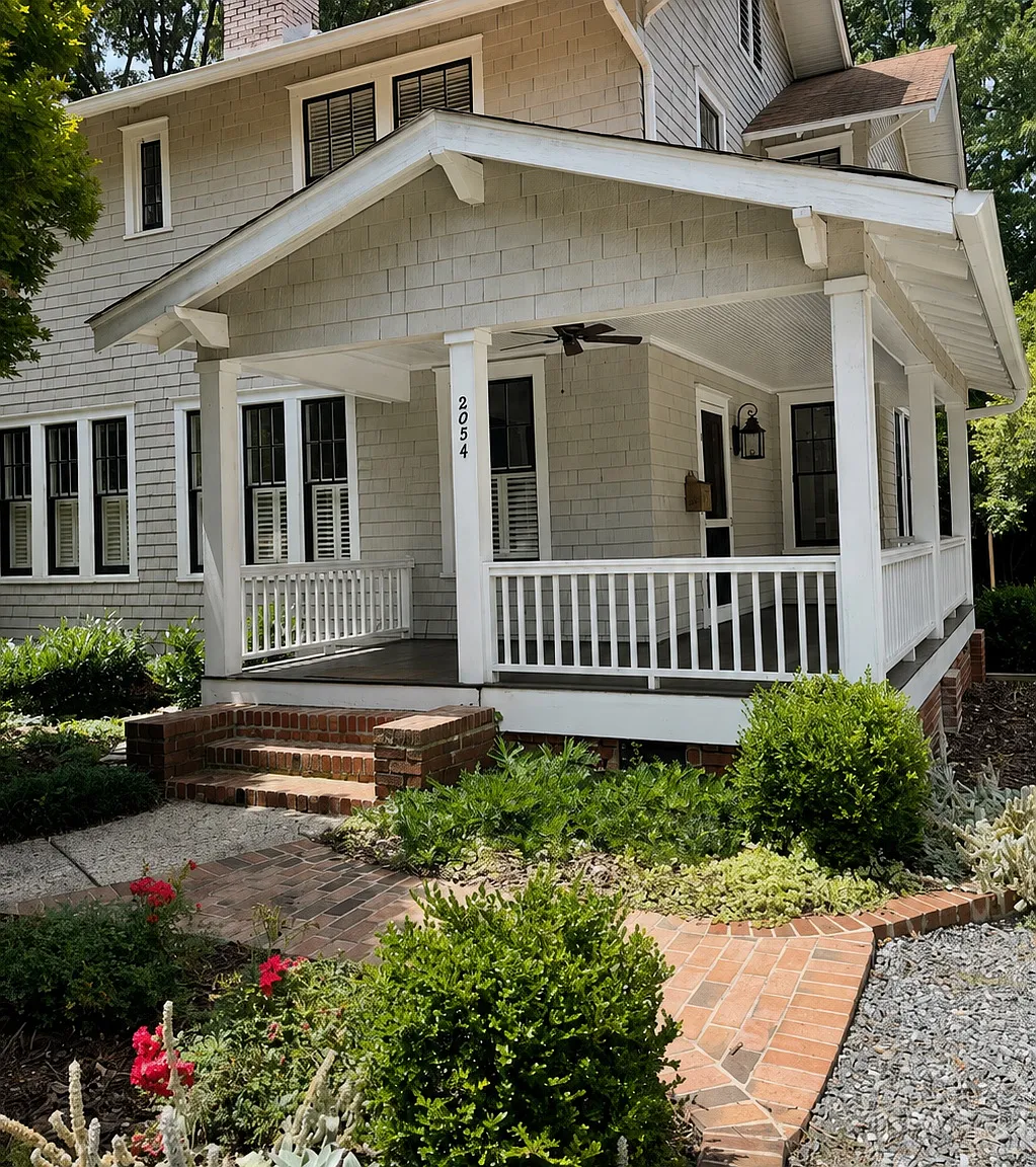 3 bed, 2.5 bath, 1795 sqft, $3,800 — Photo 1