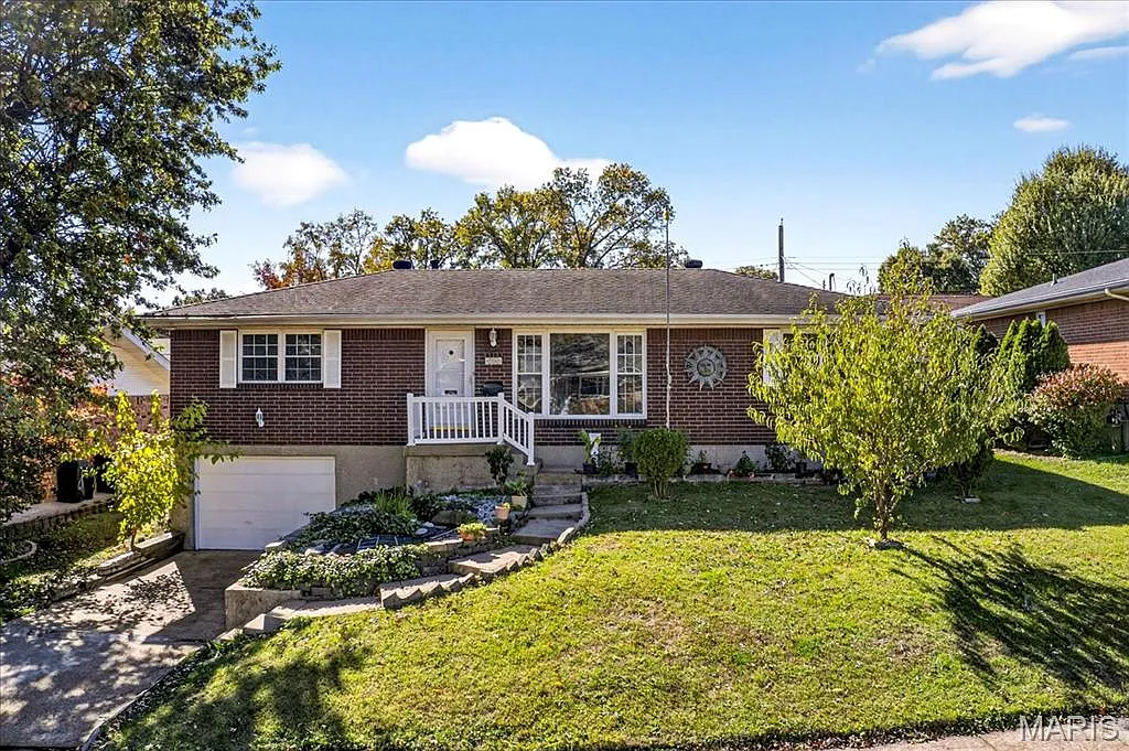 4348 Schmittwoods Ct photo 1