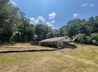 1897 River Rd, Hardy, AR 72542