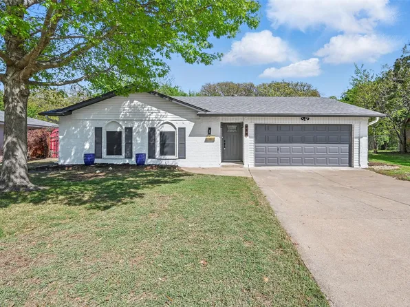 932 Meadowbrook Dr, Grapevine, TX 76051