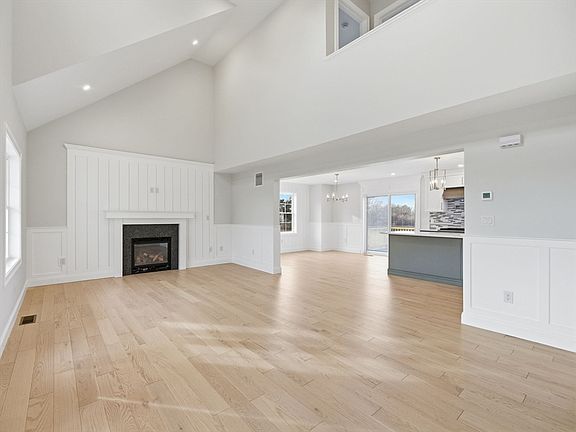 3rd image of 312 Old Westport Rd