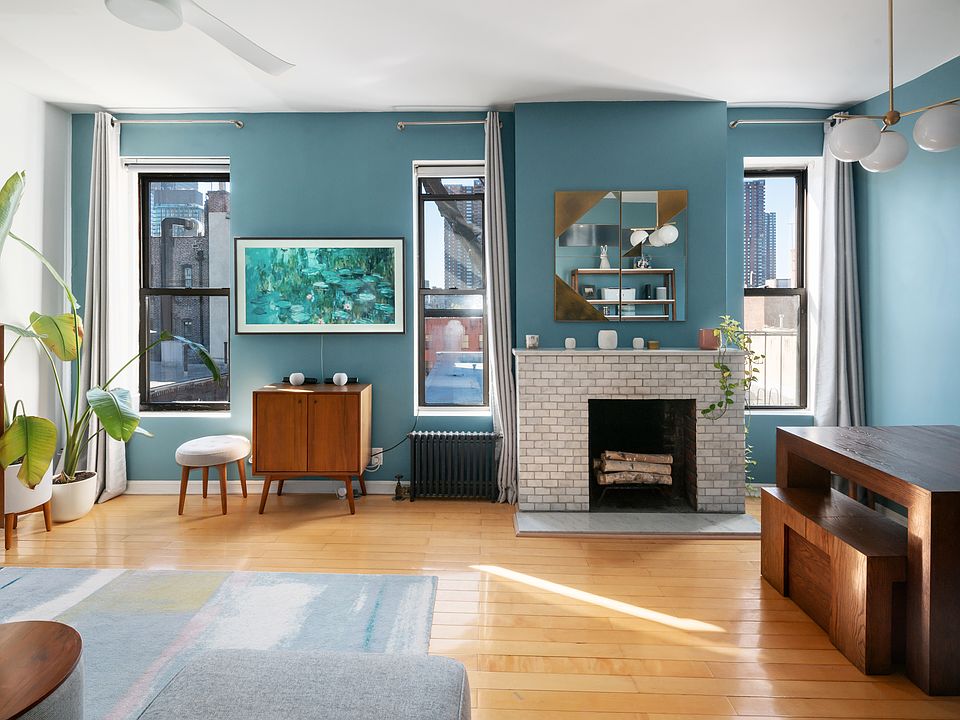 1st image of 404 W 48th St APT 5B