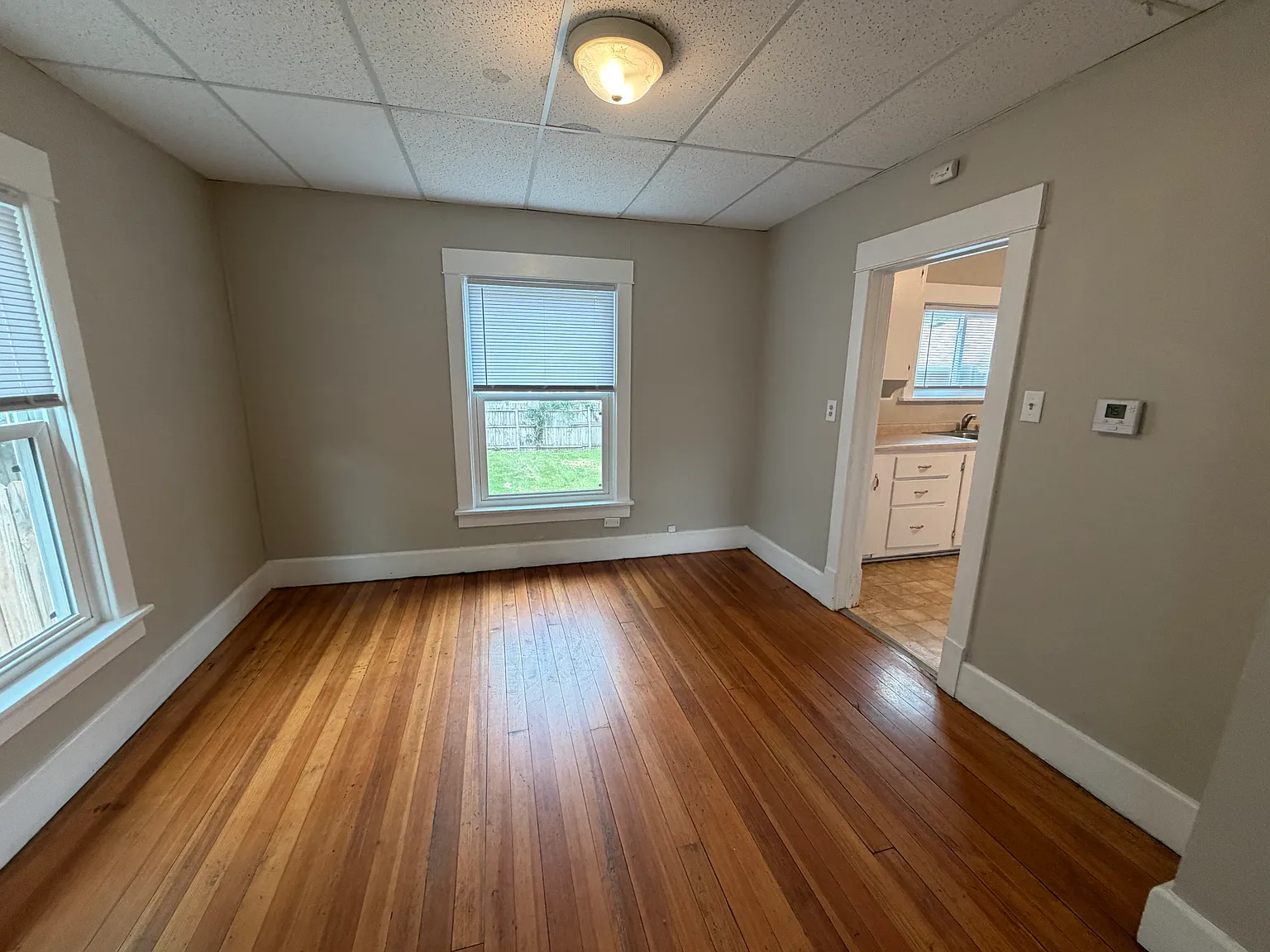 4 bed, 2.5 bath, 1186 sqft, $1,695 — Photo 3