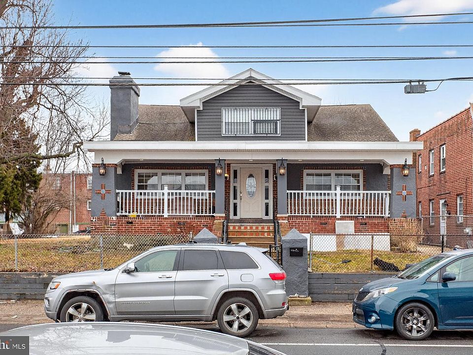 1st image of 2016 Robbins Ave