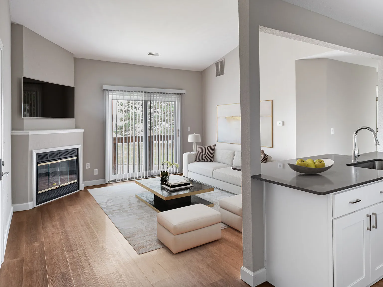 Oak Hill Apartments — Photo 3