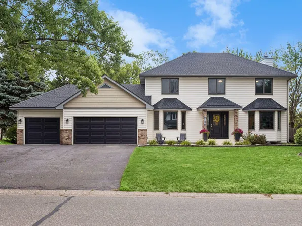 9136 Pinehurst Rd, Woodbury, MN 55125