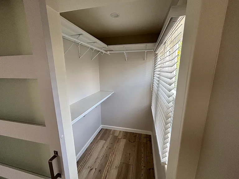 3683-89 Indiana St #3685 — Photo 14